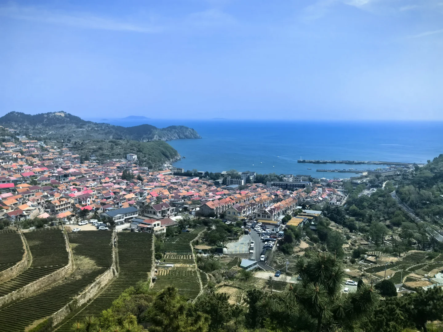 Coastal village scenery along the Laoshan route