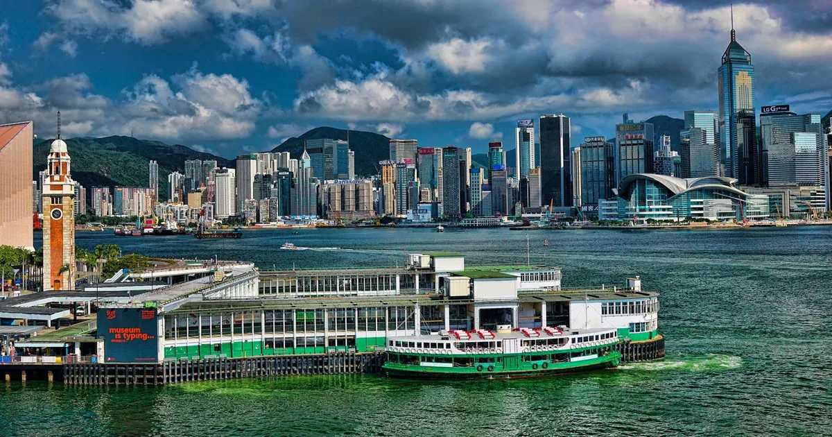 Hong Kong 8-Hour Layover Guide: Exact Timing for 2026